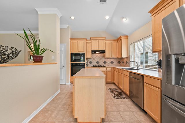 12909 Majestic Oaks DR, Austin, TX 78732