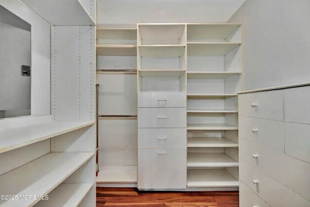 177 Amberly Drive C, Manalapan, NJ 07726