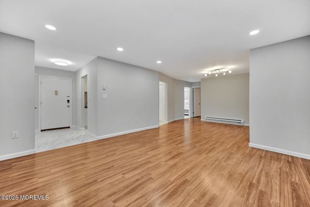 177 Amberly Drive C, Manalapan, NJ 07726