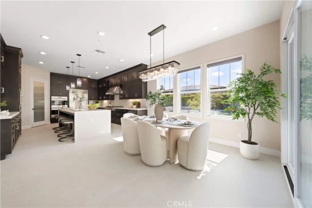 60 Harlow, Irvine, CA 92618