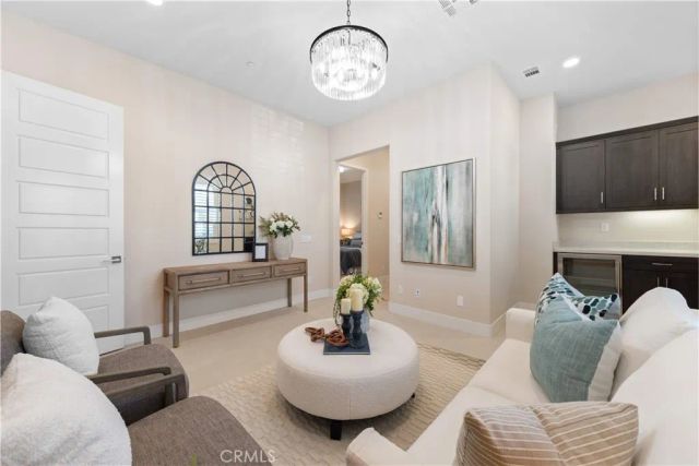 60 Harlow, Irvine, CA 92618