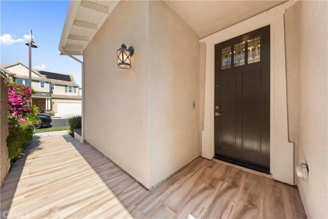60 Harlow, Irvine, CA 92618