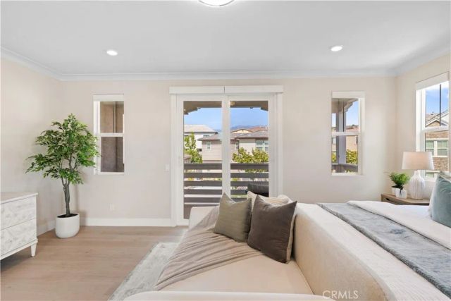 60 Harlow, Irvine, CA 92618