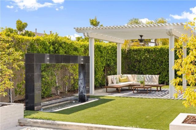 60 Harlow, Irvine, CA 92618