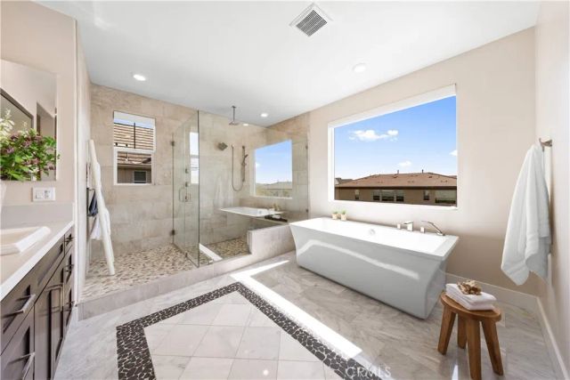 60 Harlow, Irvine, CA 92618