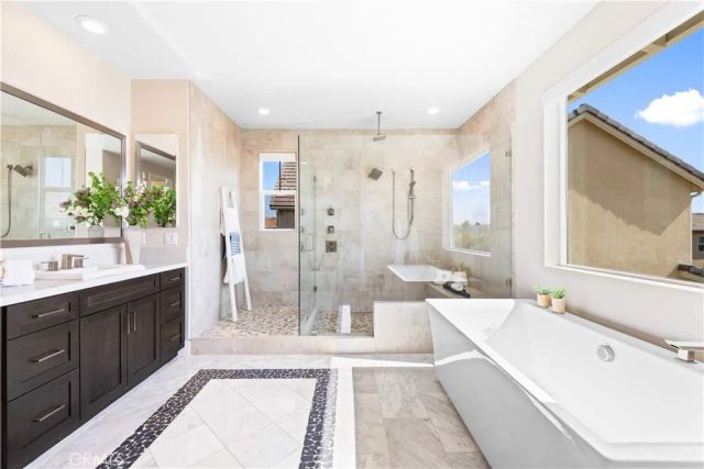 60 Harlow, Irvine, CA 92618