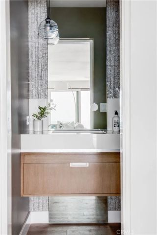 835 La Mirada Street, Laguna Beach, CA 92651