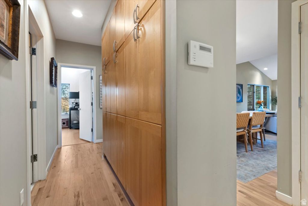 Image 16 of property listing at 8762 N GORGOZA DR, Park City, UT 84098