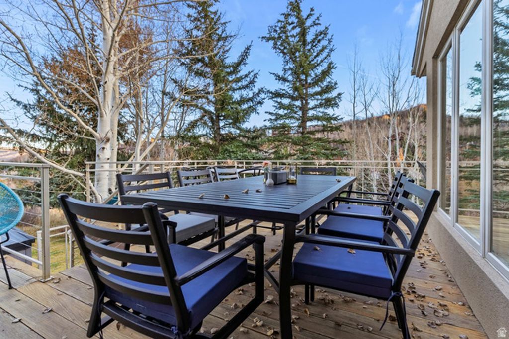 Image 34 of property listing at 8762 N GORGOZA DR, Park City, UT 84098