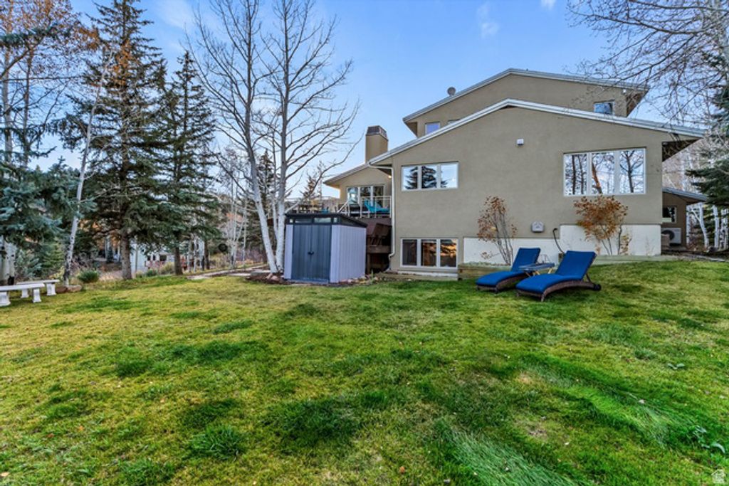 Image 40 of property listing at 8762 N GORGOZA DR, Park City, UT 84098