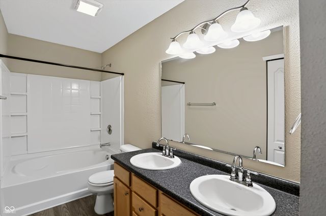 12681 Justice Crossing, Fishers, IN 46037