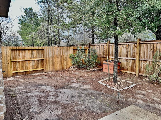 13326 Lake Chesdin Road, Houston, TX 77044