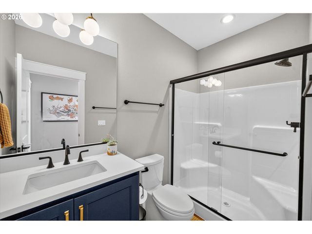 934 Nw BAKER CREST Ct, Mc Minnville, OR 97128