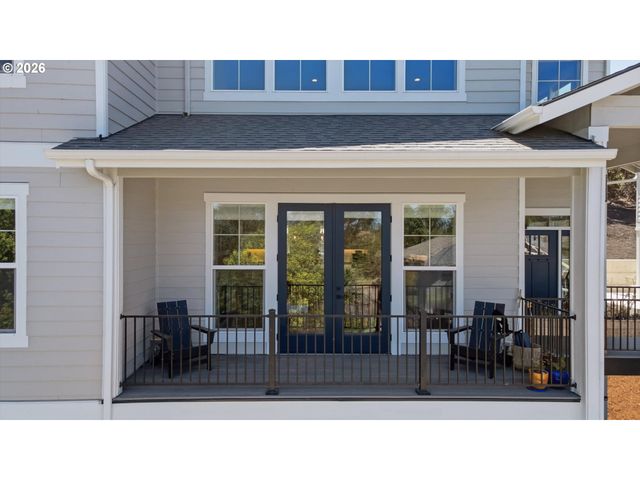 934 Nw BAKER CREST Ct, Mc Minnville, OR 97128