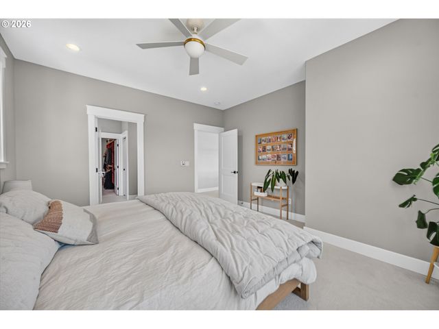 934 Nw BAKER CREST Ct, Mc Minnville, OR 97128