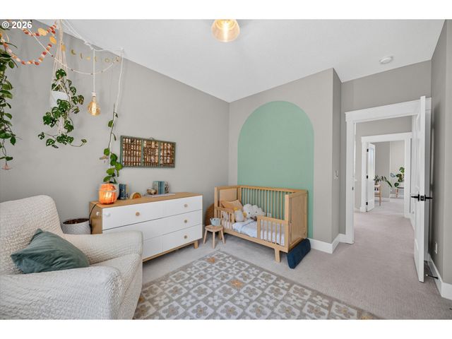934 Nw BAKER CREST Ct, Mc Minnville, OR 97128