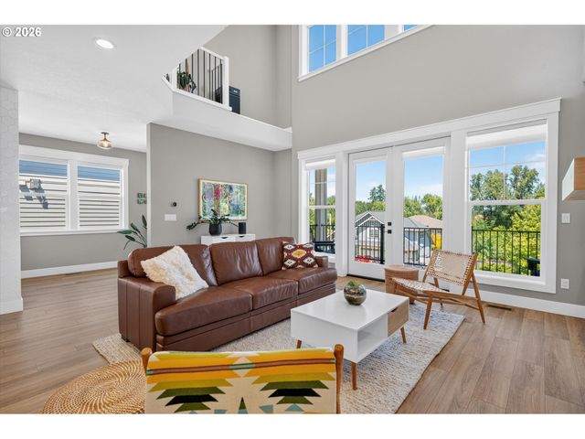 934 Nw BAKER CREST Ct, Mc Minnville, OR 97128