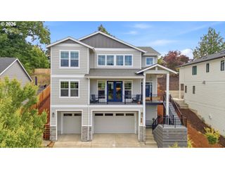934 Nw BAKER CREST Ct, Mc Minnville, OR 97128