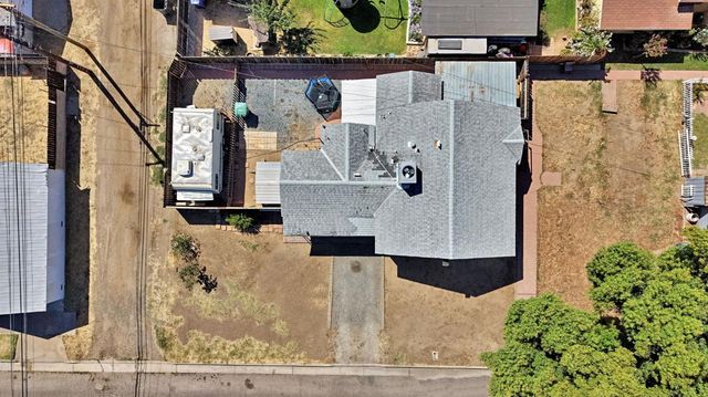 516 W 7th Street, Madera, CA 93637