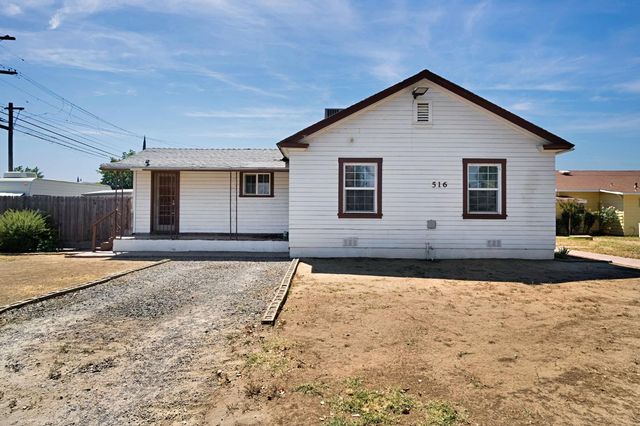516 W 7th Street, Madera, CA 93637