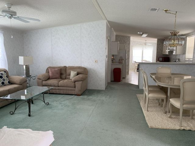 28 SE Flamenco Way, Port St. Lucie, Port St Lucie, FL 34952