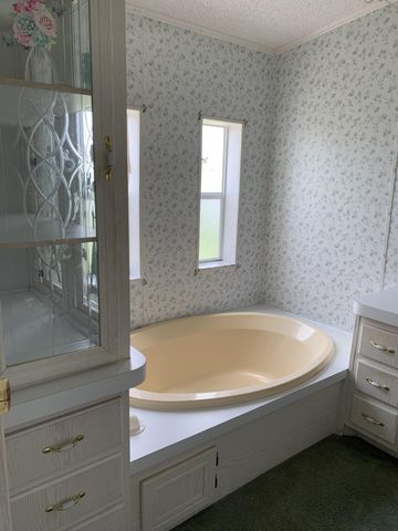 28 SE Flamenco Way, Port St. Lucie, Port St Lucie, FL 34952