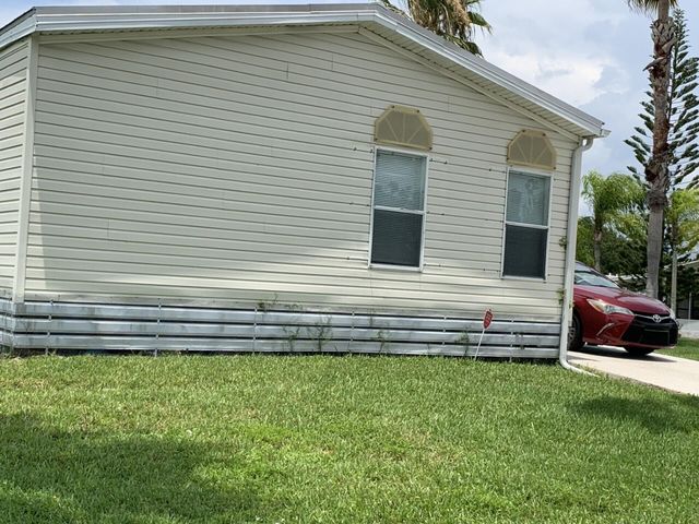 28 SE Flamenco Way, Port St. Lucie, Port St Lucie, FL 34952