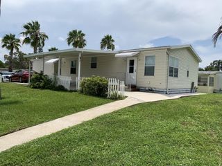 28 SE Flamenco Way, Port St. Lucie, Port St Lucie, FL 34952