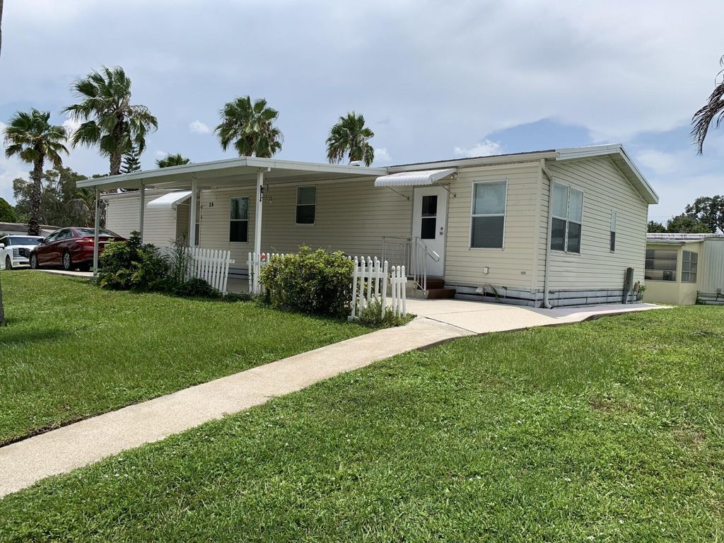 28 SE Flamenco Way, Port St. Lucie, Port St Lucie, FL 34952