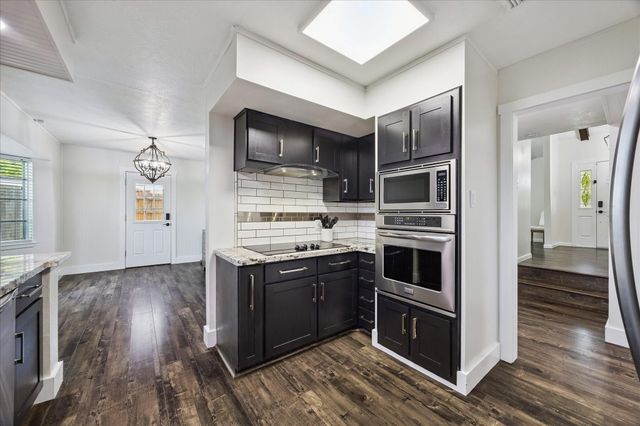 11103 Sageburrow Drive, Houston, TX 77089