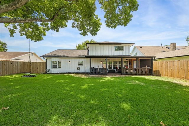 11103 Sageburrow Drive, Houston, TX 77089