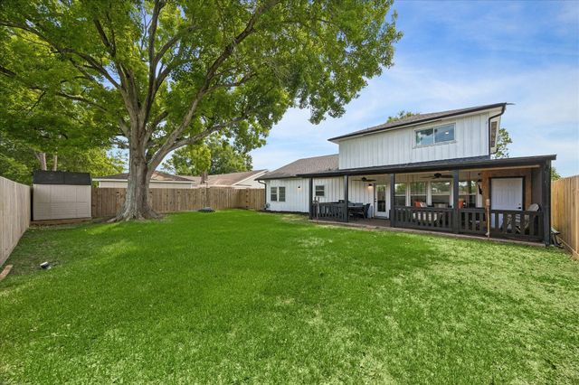 11103 Sageburrow Drive, Houston, TX 77089