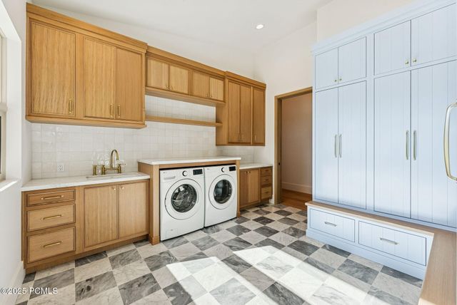 2105 E Paddleboard Way, Kamas, UT 84036