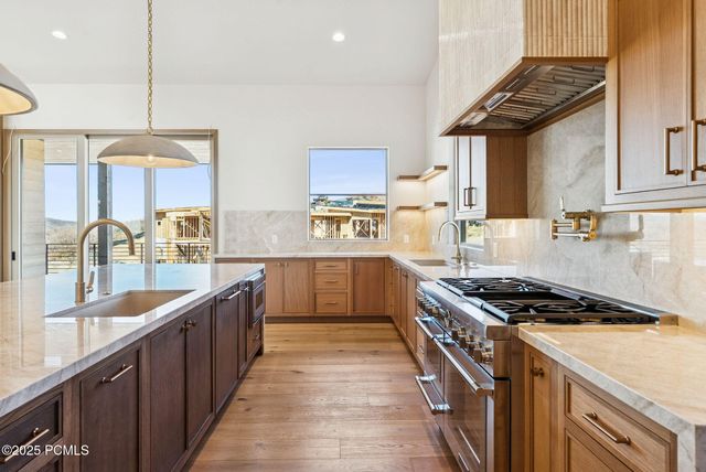 2105 E Paddleboard Way, Kamas, UT 84036