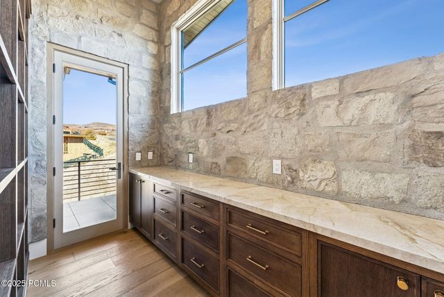 2105 E Paddleboard Way, Kamas, UT 84036