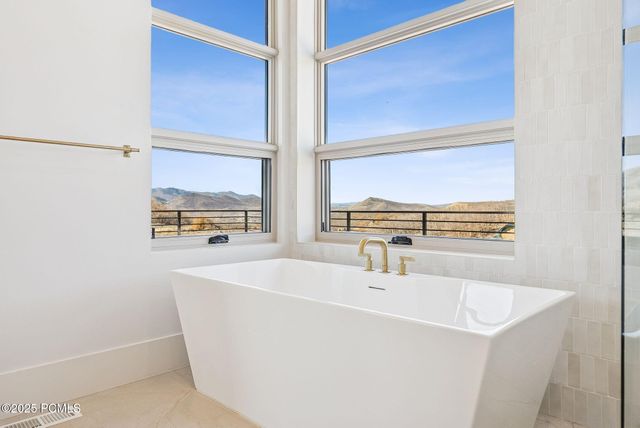 2105 E Paddleboard Way, Kamas, UT 84036