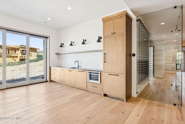 2105 E Paddleboard Way, Kamas, UT 84036