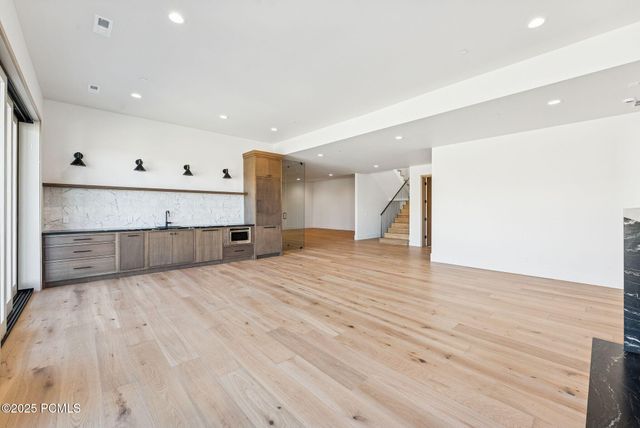 2105 E Paddleboard Way, Kamas, UT 84036