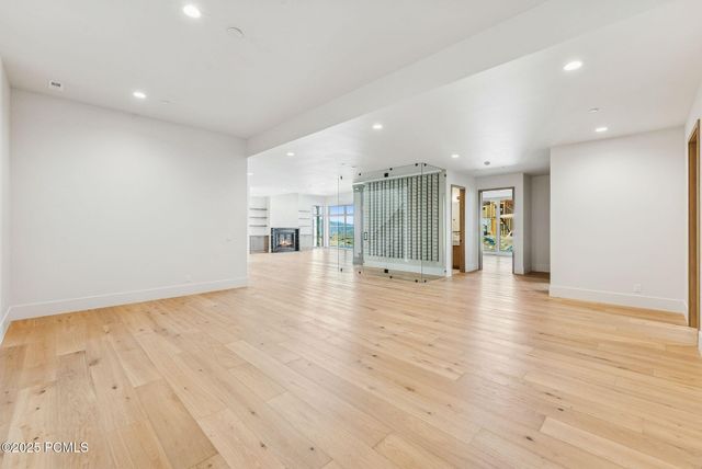 2105 E Paddleboard Way, Kamas, UT 84036