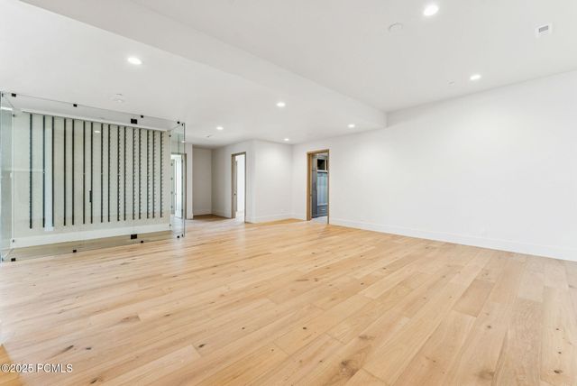 2105 E Paddleboard Way, Kamas, UT 84036