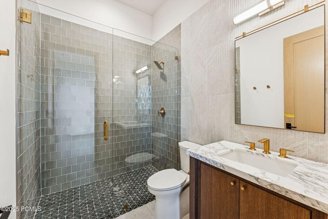 2105 E Paddleboard Way, Kamas, UT 84036