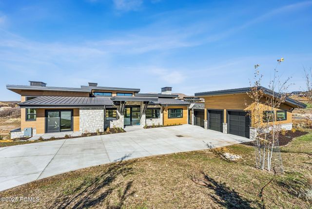 2105 E Paddleboard Way, Kamas, UT 84036