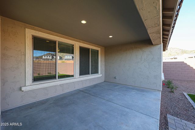 27657 N 71ST Avenue, Peoria, AZ 85383