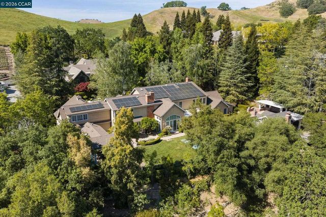 295 Barrington Ln, Alamo, CA 94507