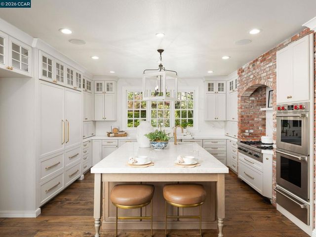 295 Barrington Ln, Alamo, CA 94507