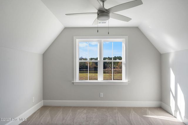 141 Sycamore Lakes Drive, Wallace, NC 28466