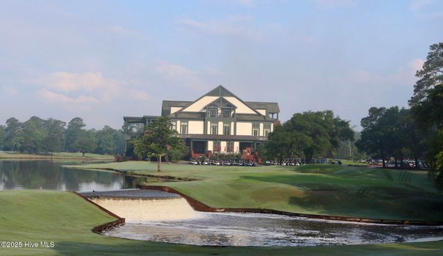 141 Sycamore Lakes Drive, Wallace, NC 28466