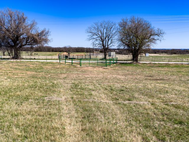 250 Cr-1475, Alvord, TX 76225