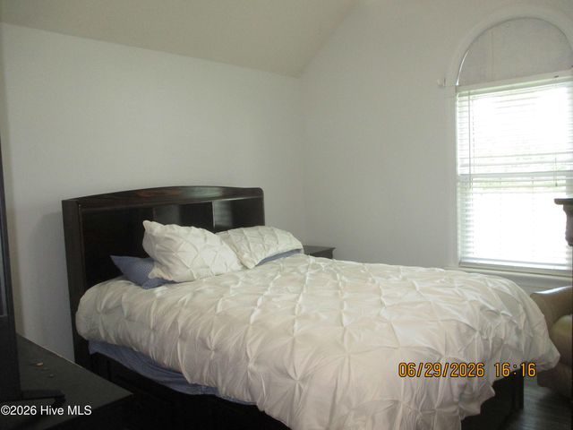 726 E Main Street, Winterville, NC 28590