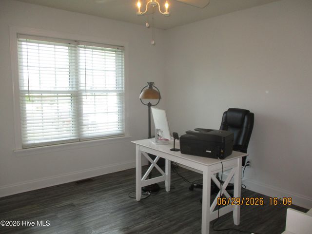 726 E Main Street, Winterville, NC 28590